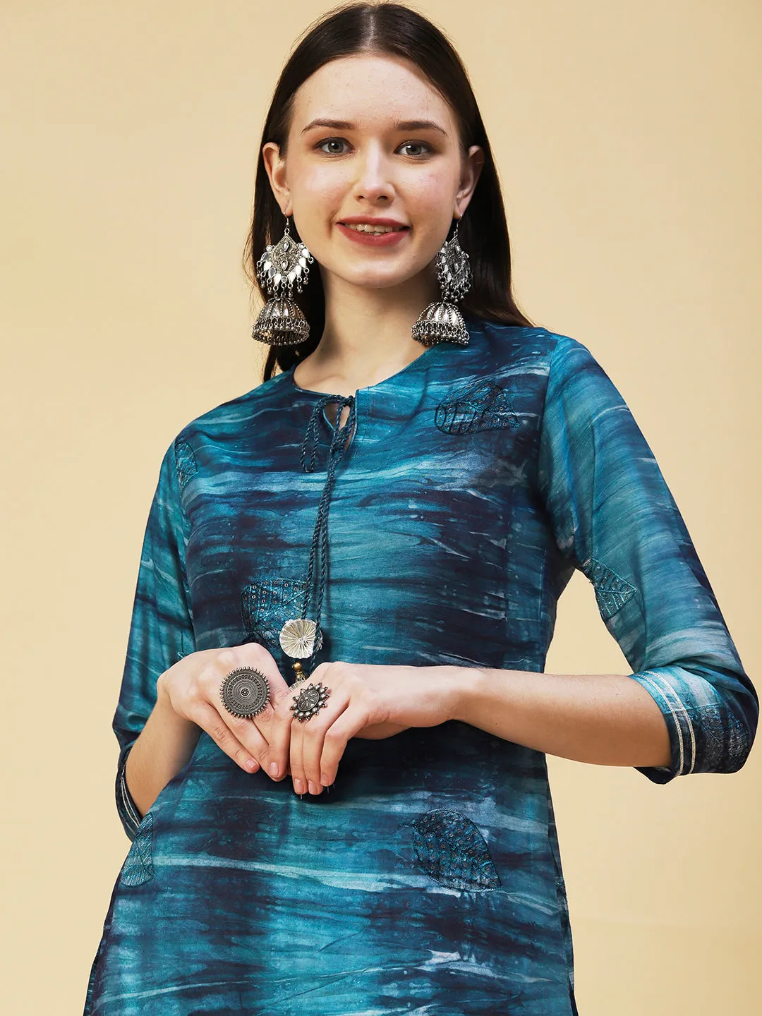 Abstract Stripes Printed Straight Fit Kurta - Teal