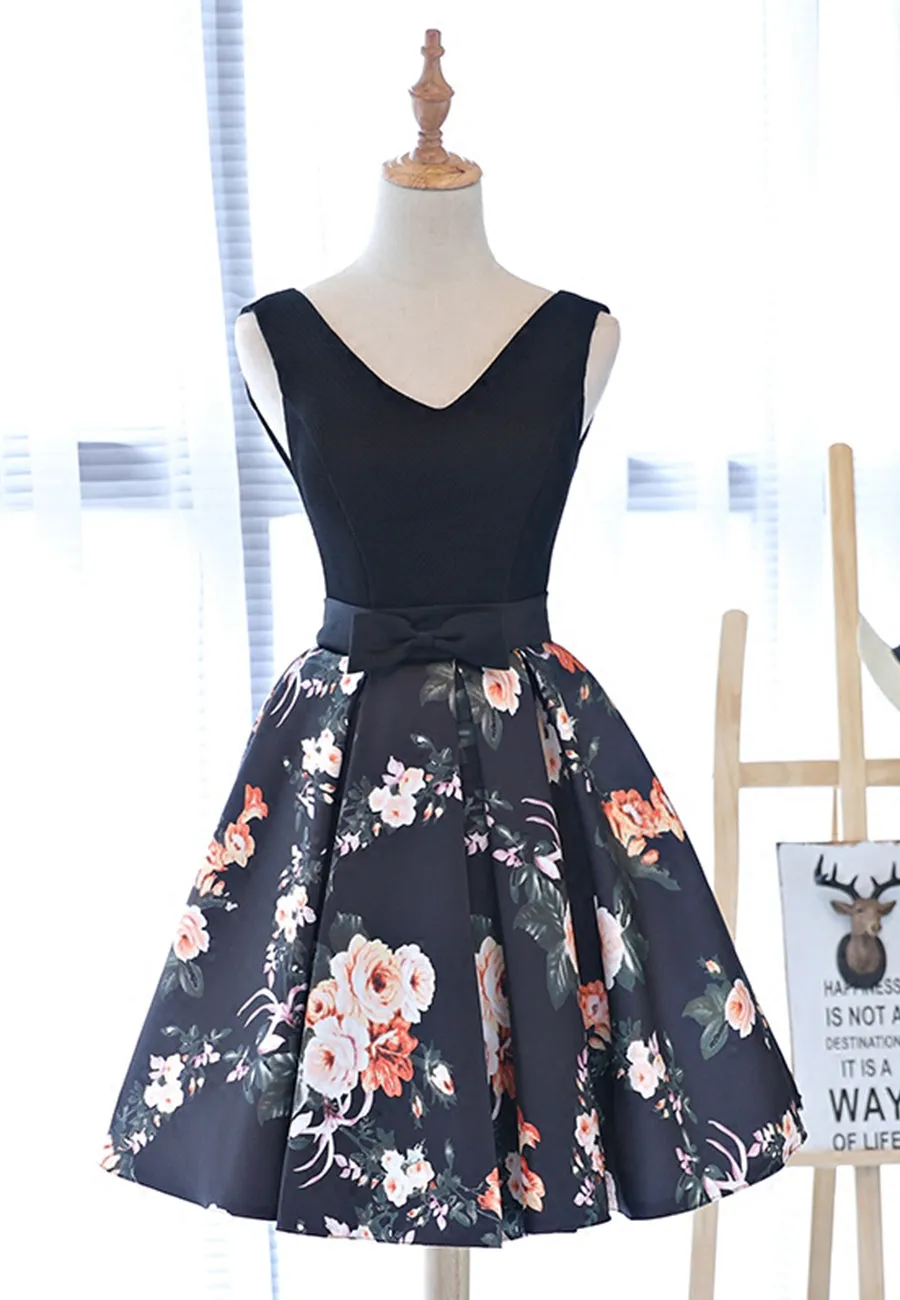 Cute V-Neck Floral Prom Dresses A-Line Homecoming Dresses