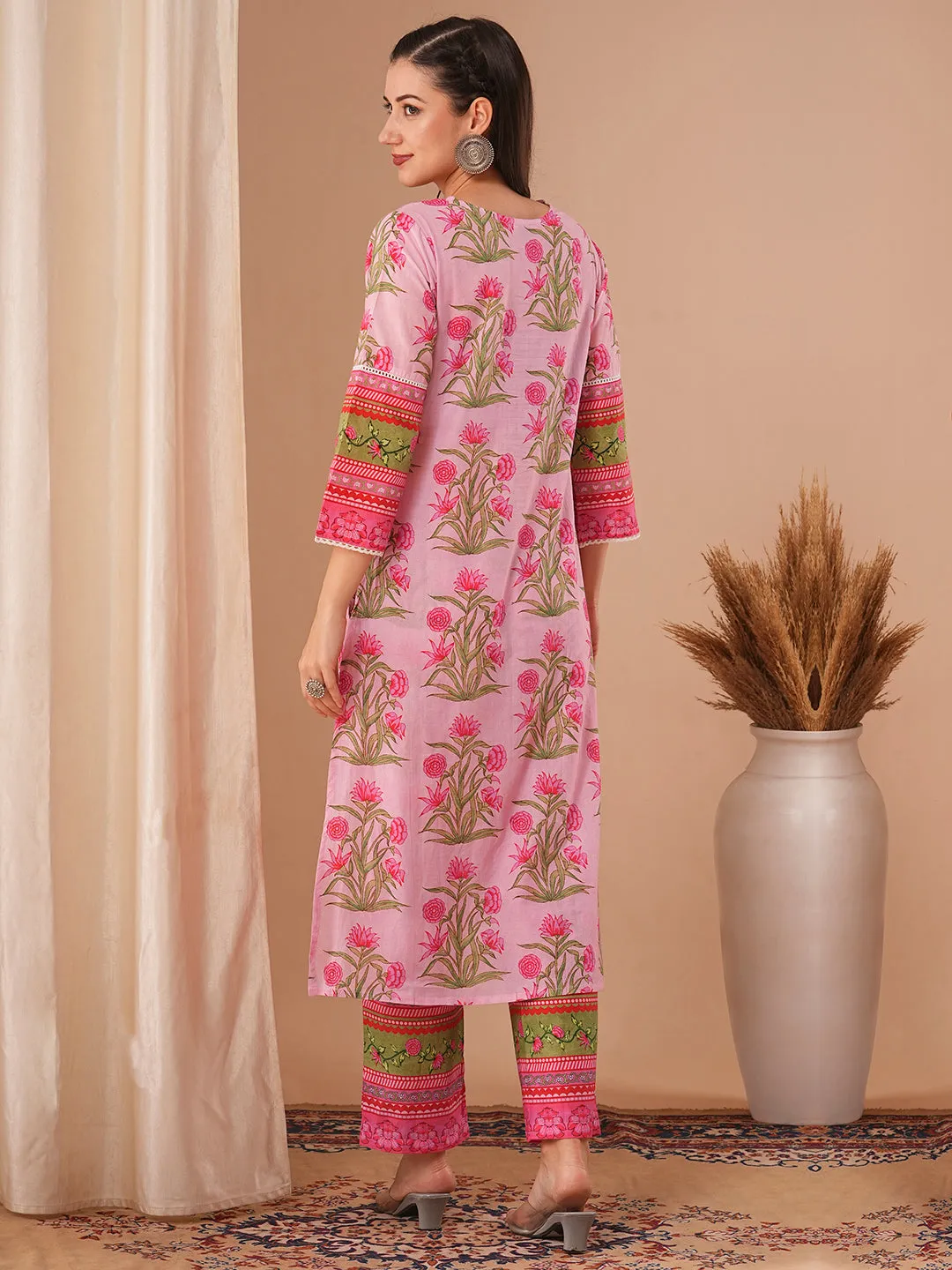 Ethnic Floral Printed Straight Fit Kurta with Pant - Pink