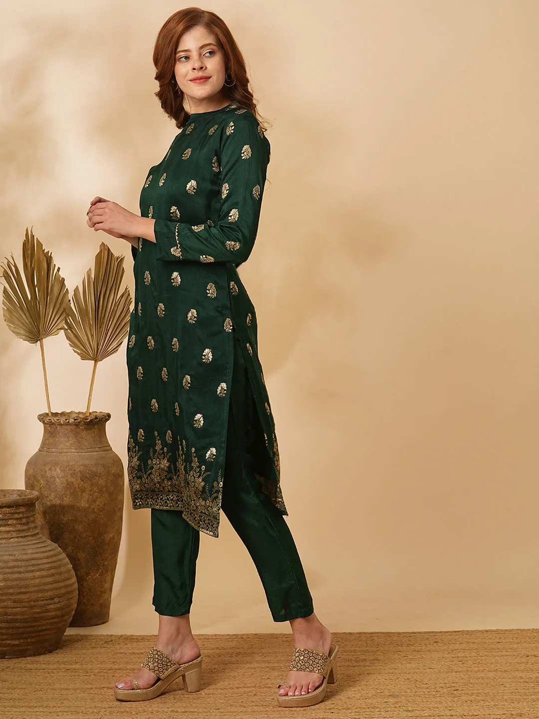 Ethnic Floral Zari Jacquard Straight Fit Kurta with Pant - Green