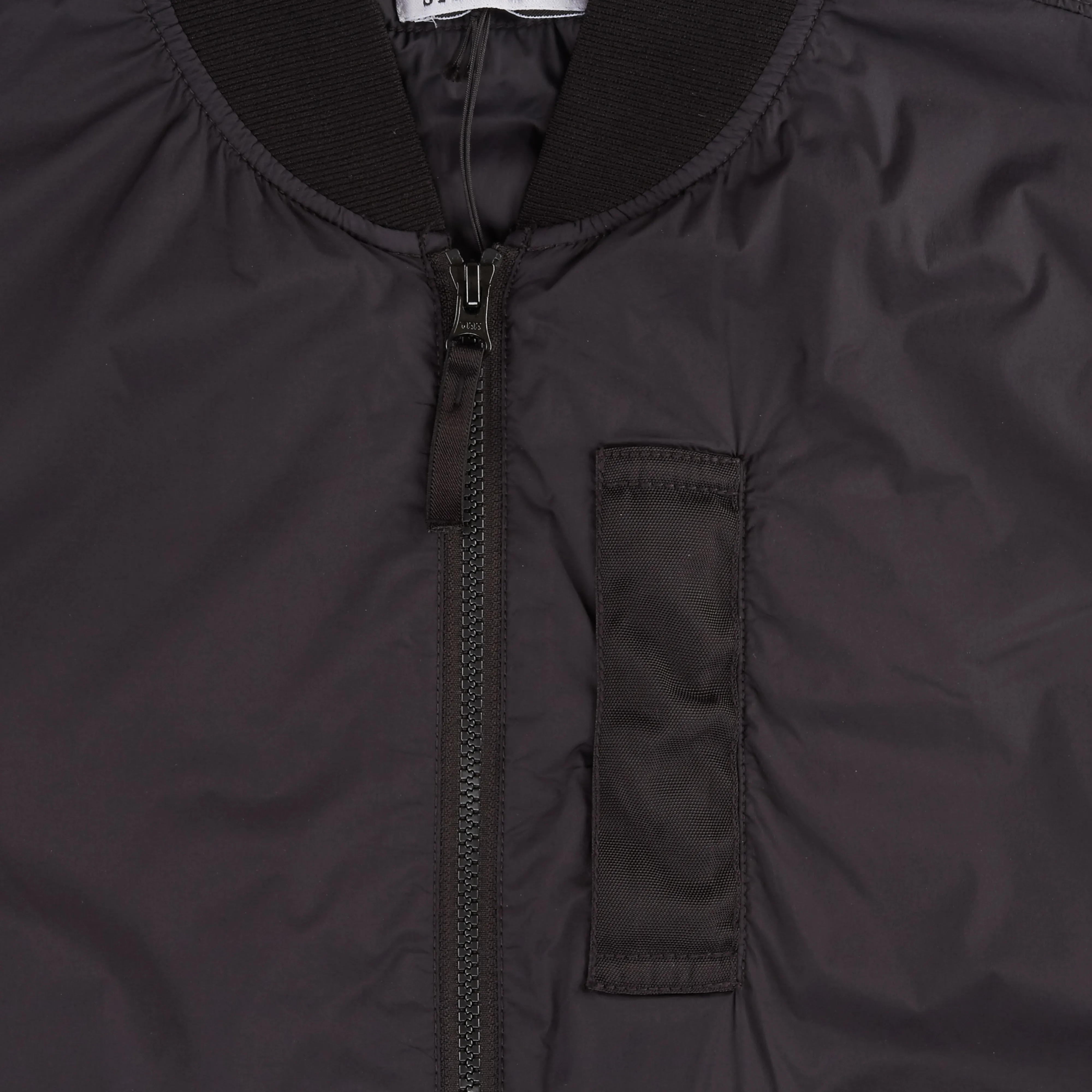 Stone Island 40525 Skin Touch Nylon Primaloft Jakke I Sort