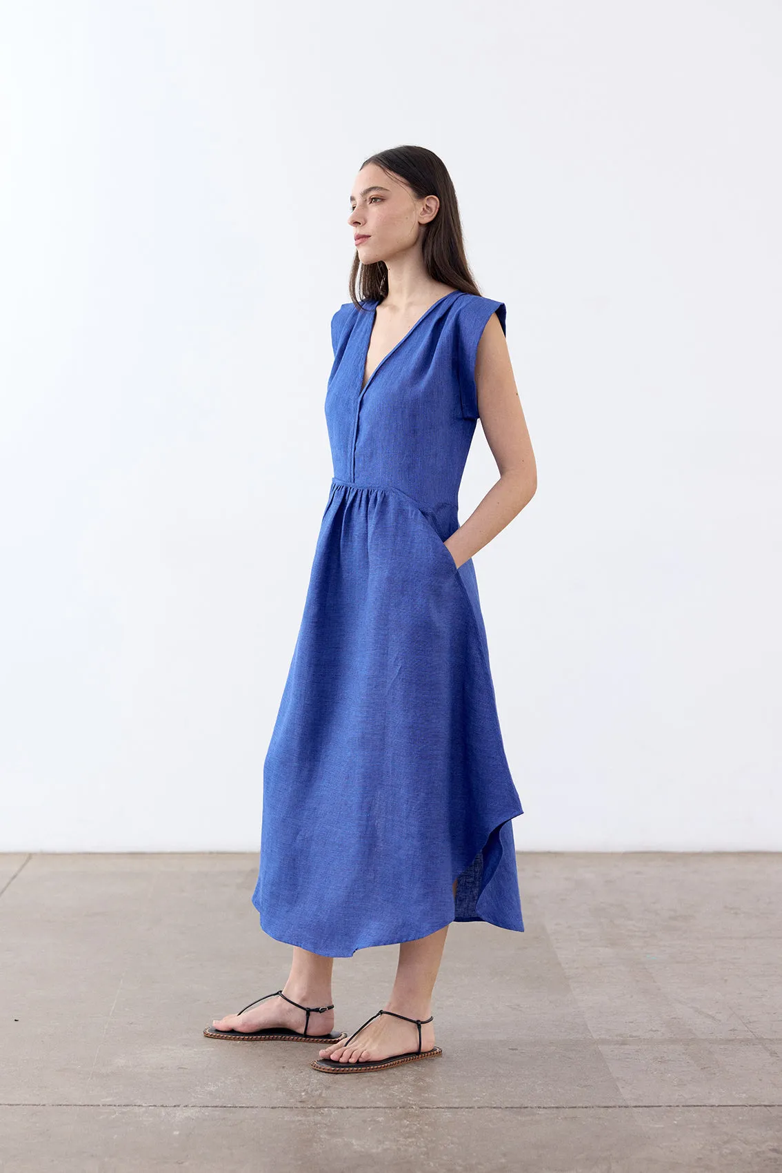 V-Neck Relaxed Linen Dress - Cobalto